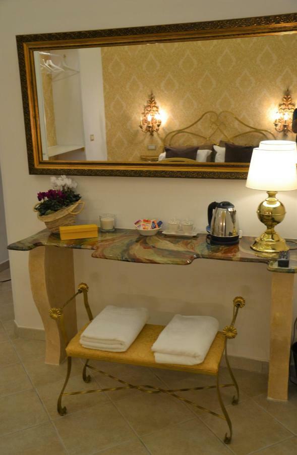 Domus Sanfelice Suite ナポリ エクステリア 写真